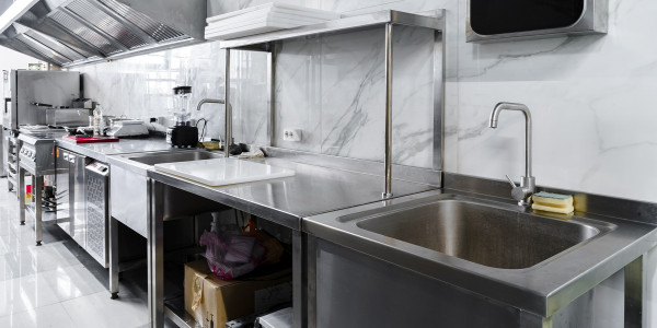 Limpiezas de Conductos de Extracción y Ventilación Lezuza · Cocina de Hostales