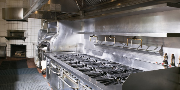 Limpiezas de Conductos de Extracción y Ventilación Paterna del Madera · Cocina de Restaurantes