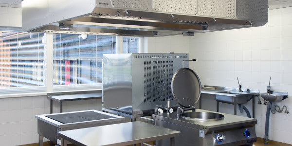 Limpiezas de Conductos de Extracción y Ventilación La Roda · Cocina de Geriátricos
